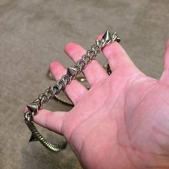 Set of three chain necklaces - Picture 3 of 6